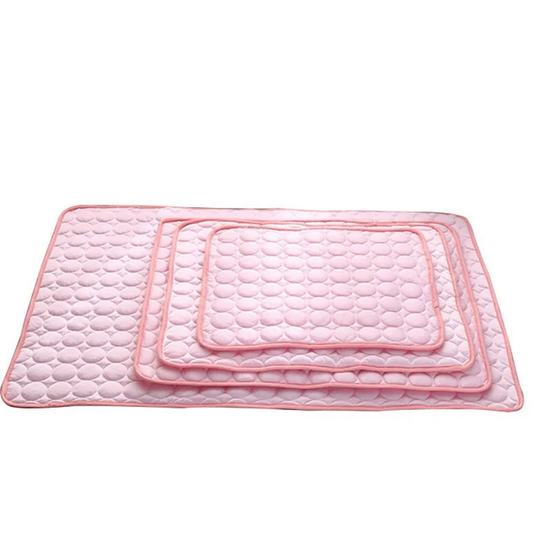 Alfombrilla Refrescante para Perros y Gatos — Alivia el calor del verano al instante